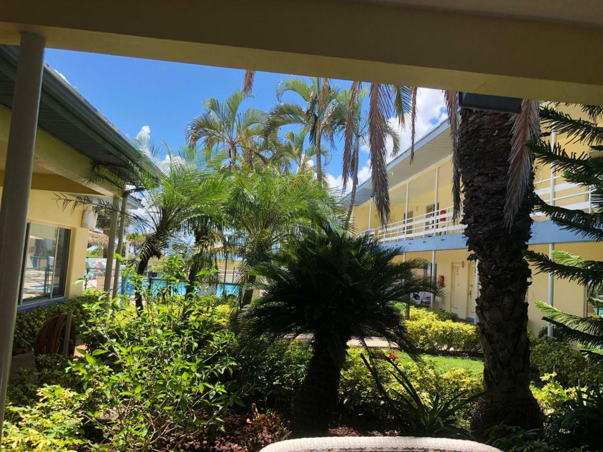 Arvilla Resort St. Pete Beach Kültér fotó